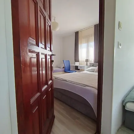 ꕤ Comfy ꕤ - Make Yourself At Vilă